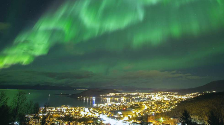 Nordlys, Harstad