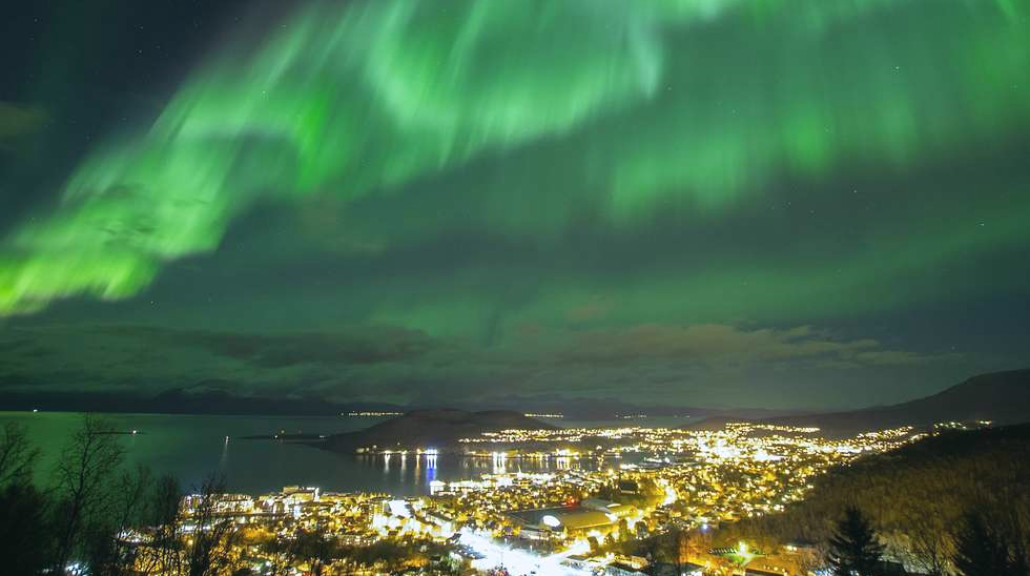 Nordlys, Harstad