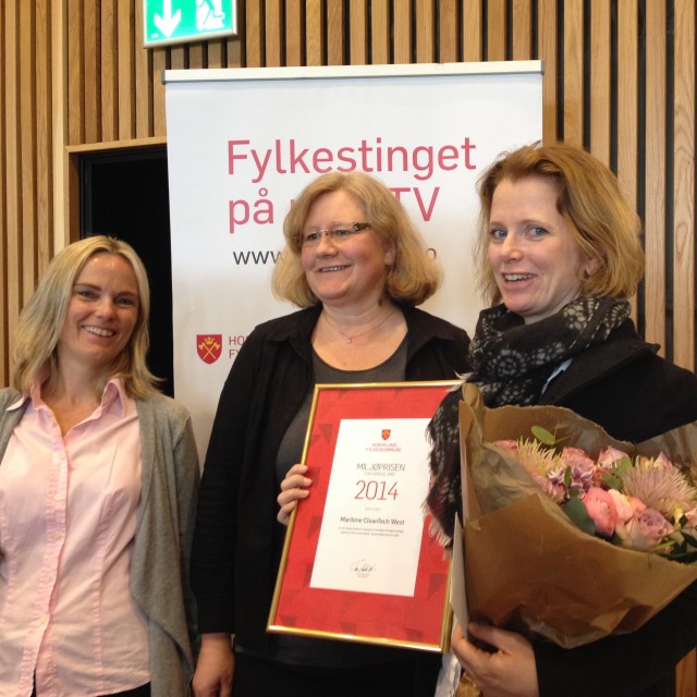 Vinnar av HFK miljøpris 2014, Maritime CleanTech Vest med Anne-Beth Njærheim og Mona H. Hellesnes