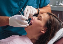  I mange familiar med lav inntekt vert tannlegebesøk nedprioritert.