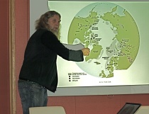 Arne O.Holm på Venstreskolen i Bodø