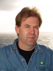  Svenn Øvrebø, leiar i nominasjonsnemnda