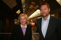 Borghild Tenden og Emil Eike, daglig leder i NSB Gjøvikbanen AS.