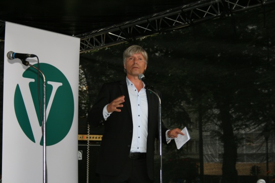 Ola Elvestuen. Fra Venstres valgkampåpning i 2011.