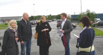 Karin S. Frøyd, Eddy Robertsen, Trine Skei Grande og Jørgen Johansen møter pressen (til høyre).